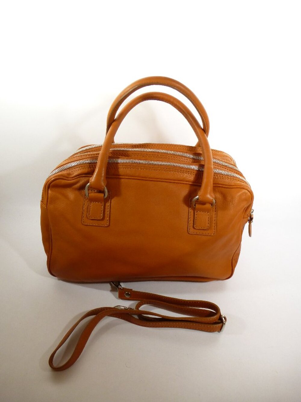 New Florence Leather Market Cognac Pebbled Italian Leather Handbag